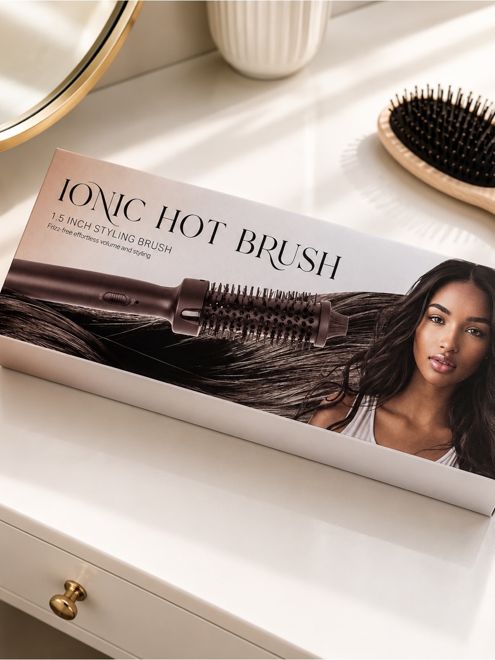 IONIC HOT BRUSH 
Black Heated Round Brush
